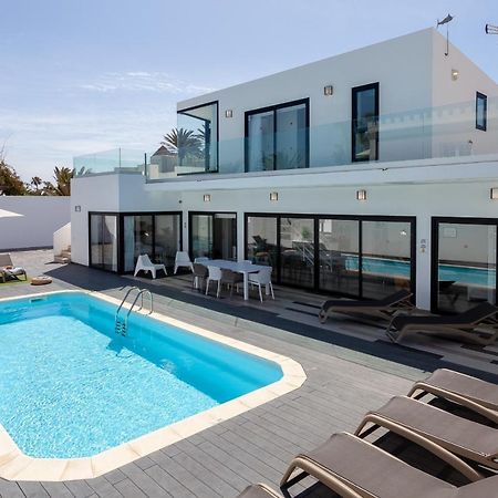 Villa Luxury Azul Private Pool And Bbq Corralejo By Holidays Home Exteriör bild