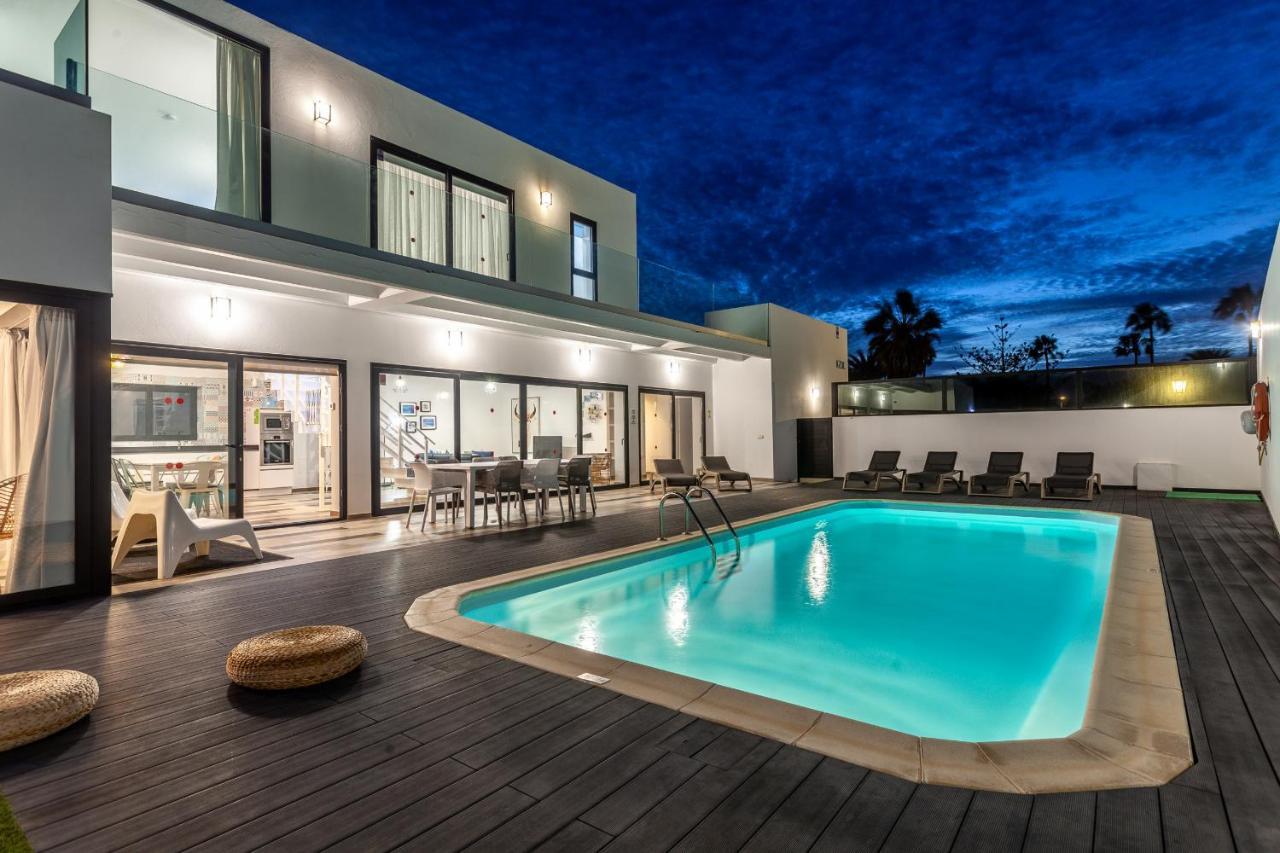 Villa Luxury Azul Private Pool And Bbq Corralejo By Holidays Home Exteriör bild