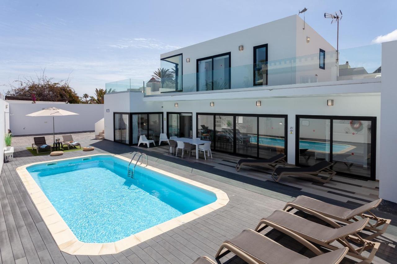 Villa Luxury Azul Private Pool And Bbq Corralejo By Holidays Home Exteriör bild